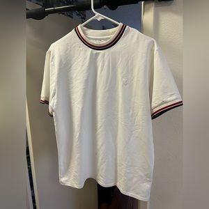 Guess T-shirt